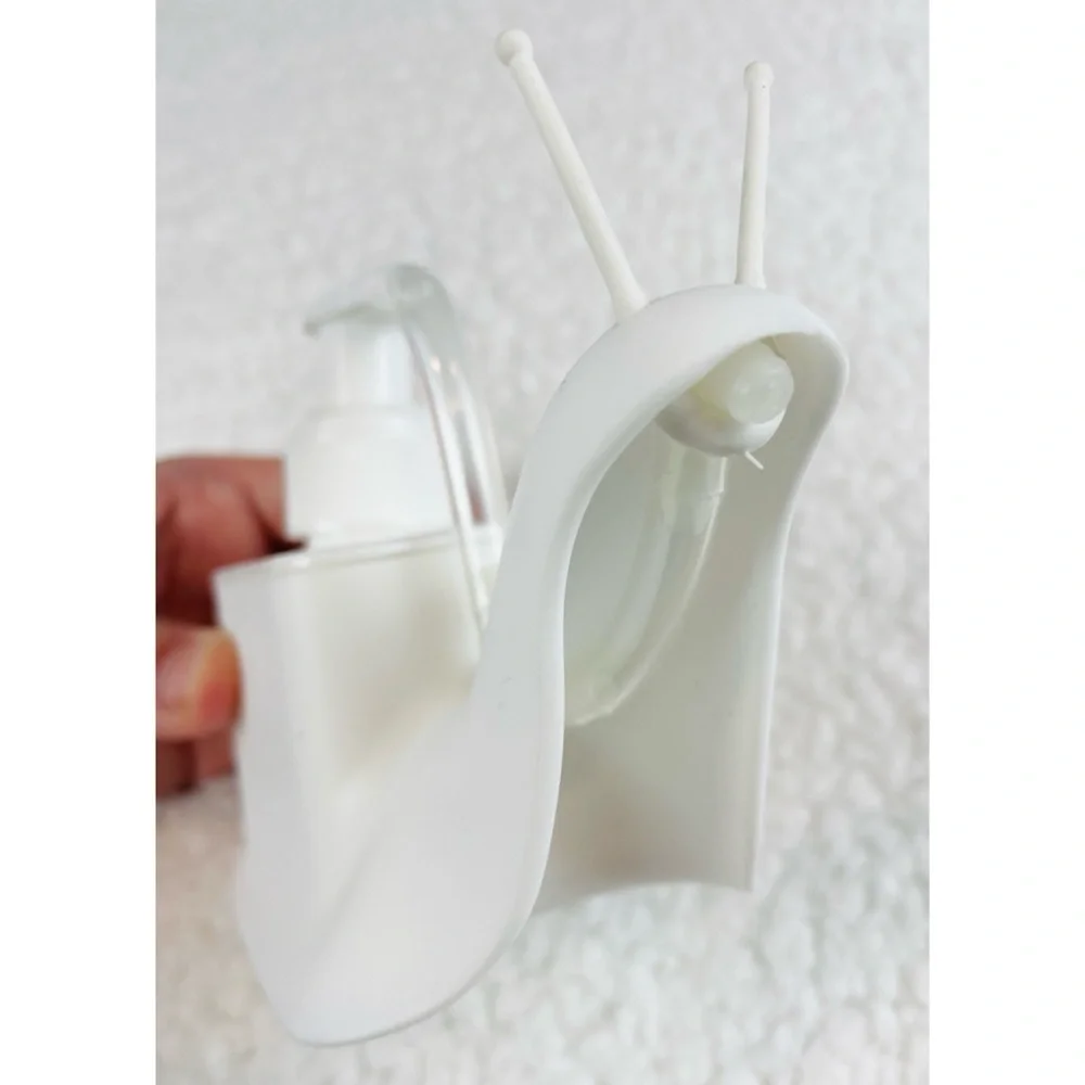 (NIB) Pink/White Snail Hand Soap Dispenser